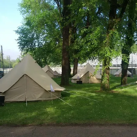 Camping 몬차
